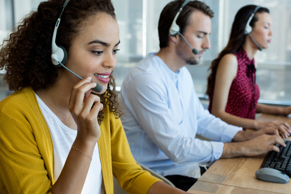 Professional agents representing the best answering services for small businesses 2026